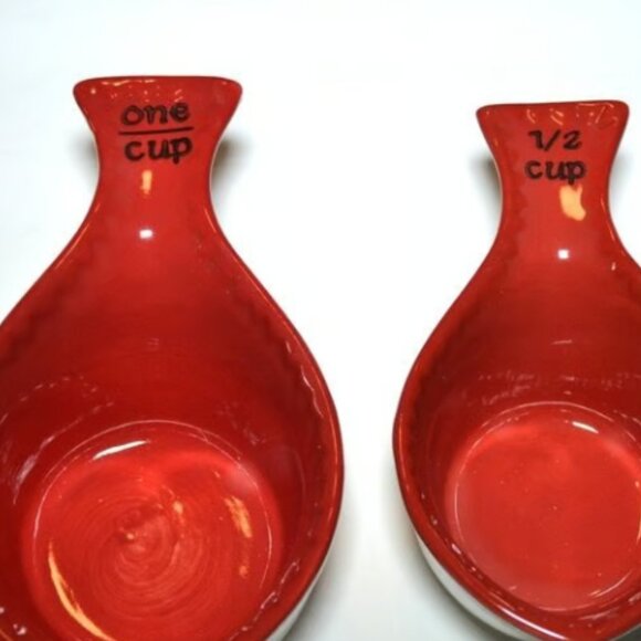 Grace's Bakeshop Set Of 4 Measuring Cups Red White Snowflake Design Ceramic - Picture 4 of 7